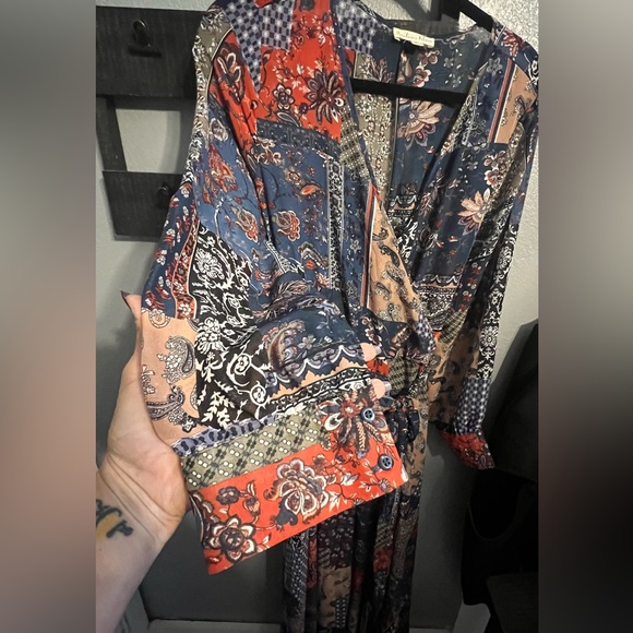 Indigo Rose Colorful Patterned Dress - Picture 7 of 8